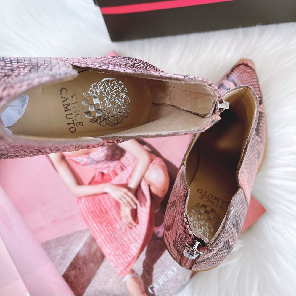 Vince Camuto Gigietta Bootie - Picture 5 of 9